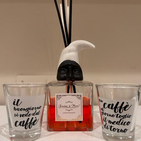 Apartamento Il Tempo Di Un Caffe Nápoles Exterior foto